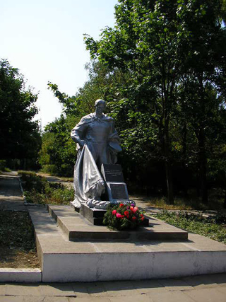 памятник морякам крейсера Слава